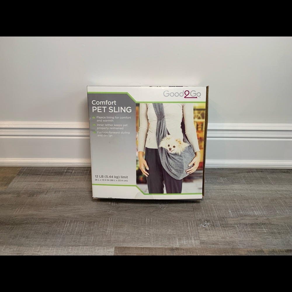 Comfort Pet Sling Fleece Lined up to 12lbs Slightly Used